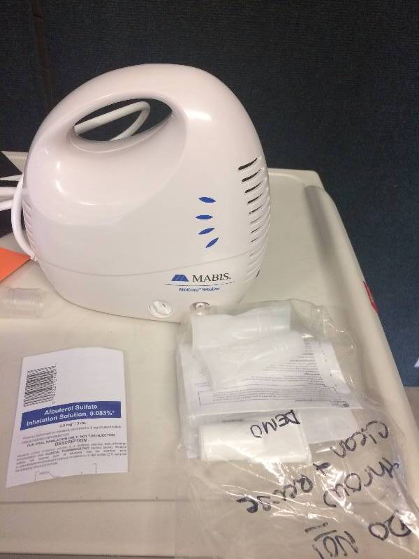 lot 50 image: Mabis MiniComp Compressor Nebulizer System with Carrying Case