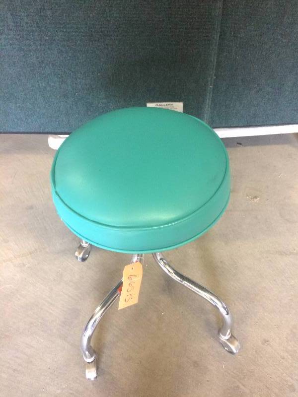 lot 54 image: Brewer Teal and Chrome Dental Stool