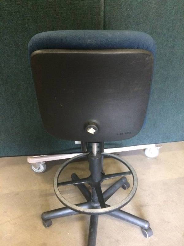 lot 59 image: HON Adjustable Armless Office, Computer, Desk Chair