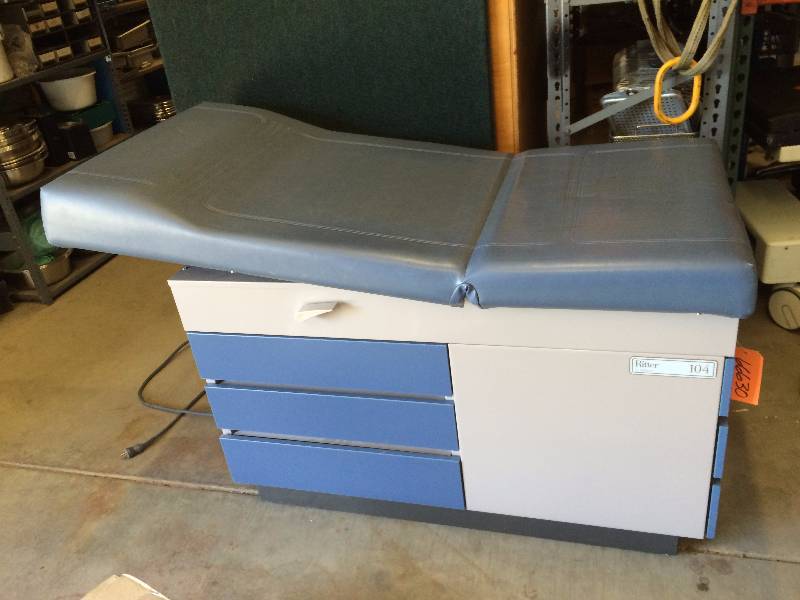 lot 36 image: WOW Retails Used $750 Midmark Ritter Medical Exam Bed Clinical OBGYN Table Chair With Stirrups - Super Nice Condition