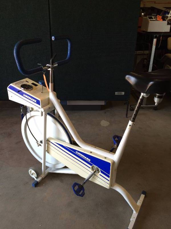 lot 81 image: Monark - 868 Physical Therapy Electronic Ergometer Worktest Testing Cardio Workout Exercise Bike - Excellent Condition