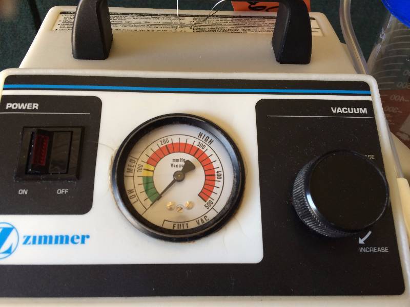 lot 41 image: Zimmer Aeros Instavac Aspirator High Vacuum & High Flow Suction Pump Unit - Excellent Condition