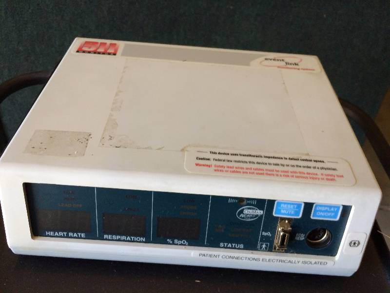 lot 44 image: Event Link 511 Innovating System Monitor - designed to monitor heart rate & respiration with the option of monitoring %SpO2, the functional oxygen saturation of arterial hemoglobin - With Extras & Stand