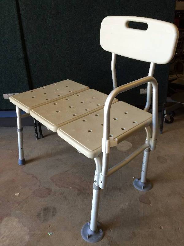 lot 53 image: Medline Full Transfer Shower Bath Bench with Back