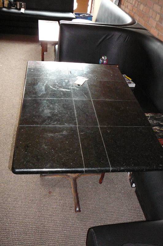 lot 27 image: Dining Table