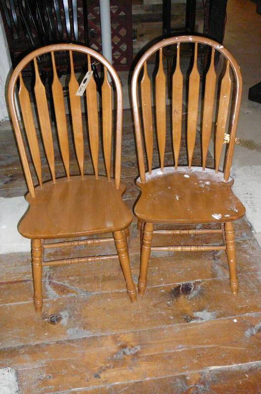lot 50 image: Wooden Dining Chairs
