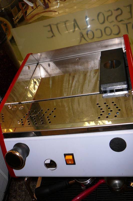 lot 54 image: Portable Espresso Machine New  22016 Works