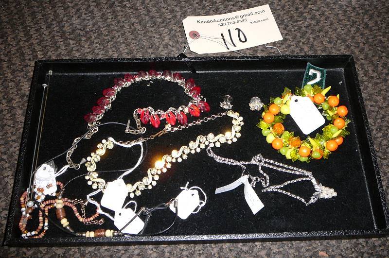Lot of Vintage Jewelry