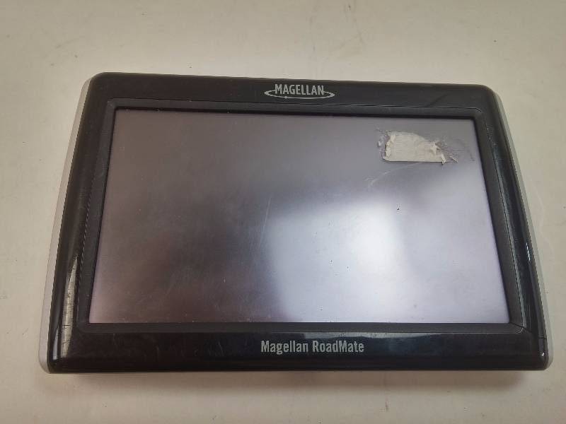 lot 809 image: Magellan RoadMate 1470 4.7 GPS Navigator GOOD WORKING CONDITION