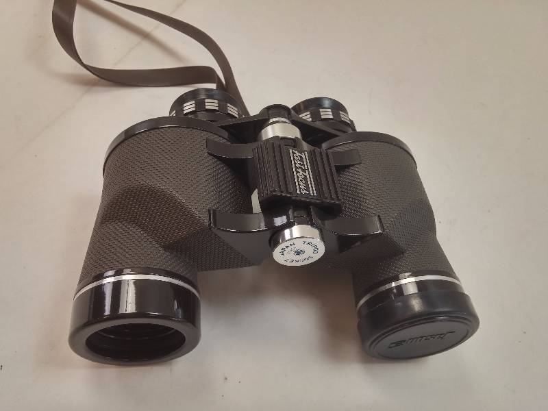 lot 818 image: Jason Fast Focus Model 138 Wide Angle 7 X 35 Binoculars GOOD WORKING CONDITION