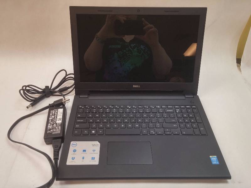 lot 819 image: Dell Inspiron 15 3000 series 15.6 Laptop Computer GOOD WORKING CONDITION