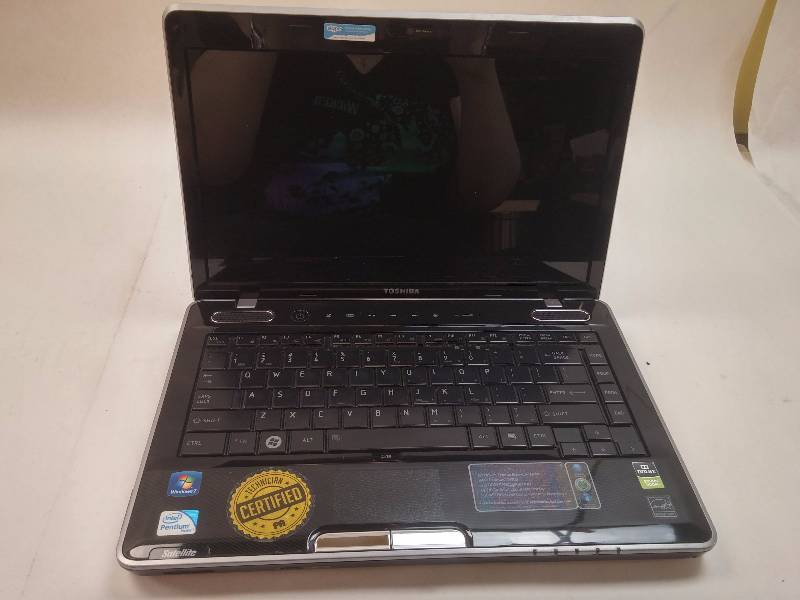 lot 823 image: Toshiba Satellite M505-S4972 14 Laptop Computer GOOD WORKING CONDITION