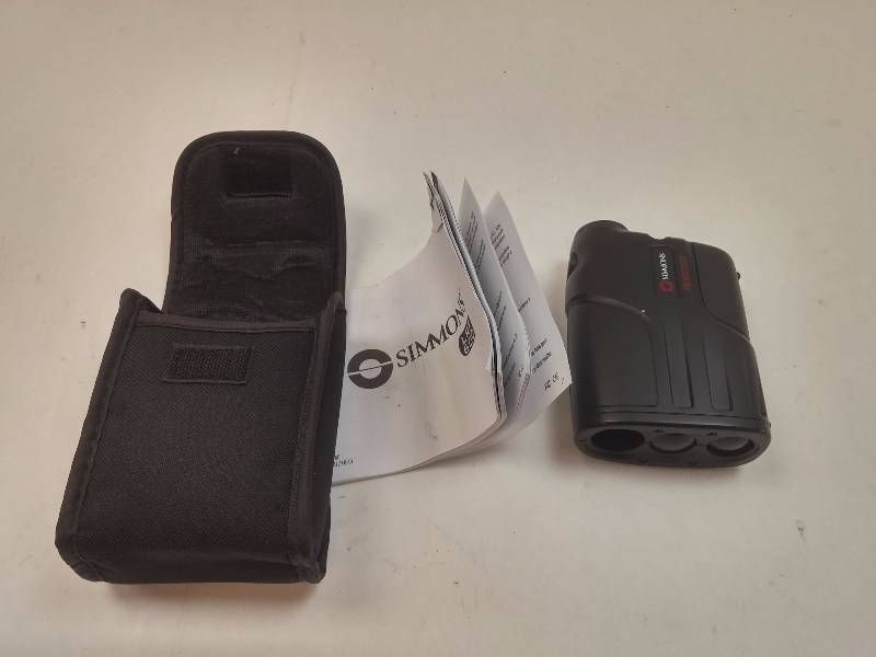 lot 827 image: Simmons LRF600 Hunting Laser Rangefinder 4x20 GOOD WORKING CONDITION