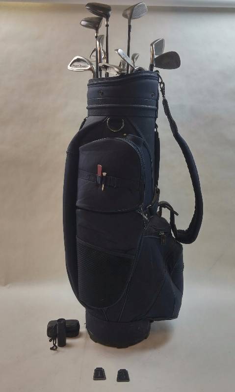 lot 602 image: Macgregor Battle stick Oversize RH Golf Clubs and Knight Bag w GolfScope