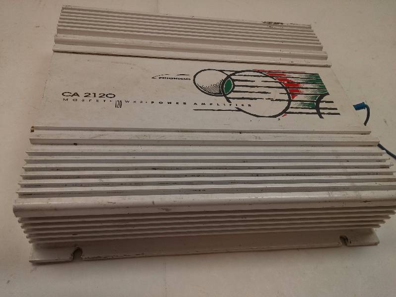 lot 862 image: Phionicus CA 2120 Mosfet 120 W X 2 Power Amplifier UNTESTED