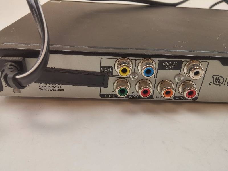 Sony DVPSR200P DVD Player BROKEN EJECT BUTTON GOLF CLUBS