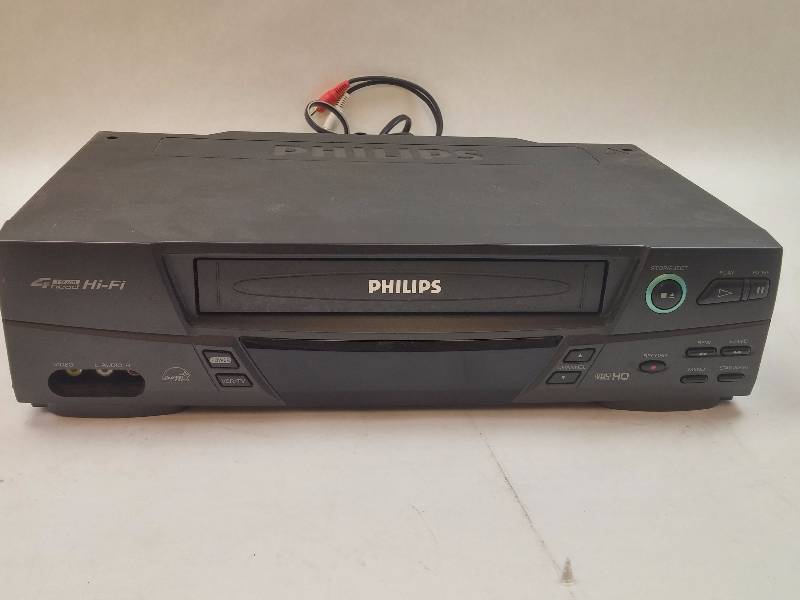 lot 865 image: Phillips VR620CAT21 VHS Player GOOD WORKING CONDITION