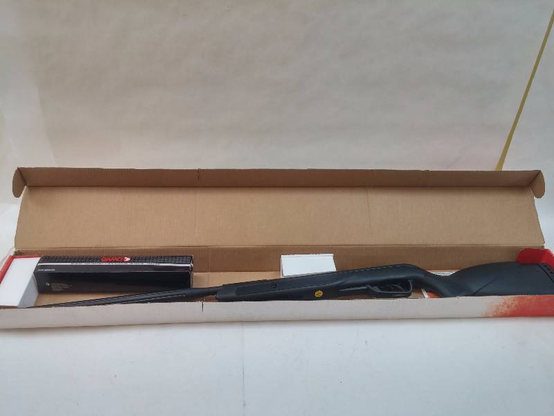 lot 868 image: Gamo Big Cat Whisper .177 Air Rifle UNUSED