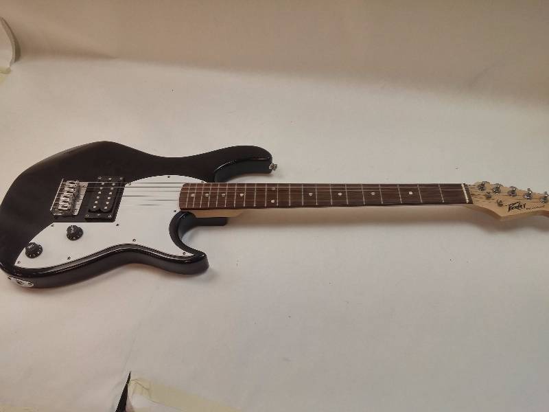lot 877 image: Peavy Rockmaster Electric Guitar GOOD WORKING CONDITION