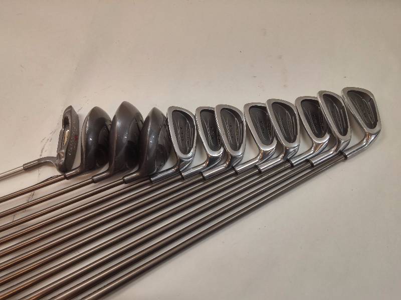 lot 633 image: Lot of 12 TSI Tour Flex 2 Golf Clubs