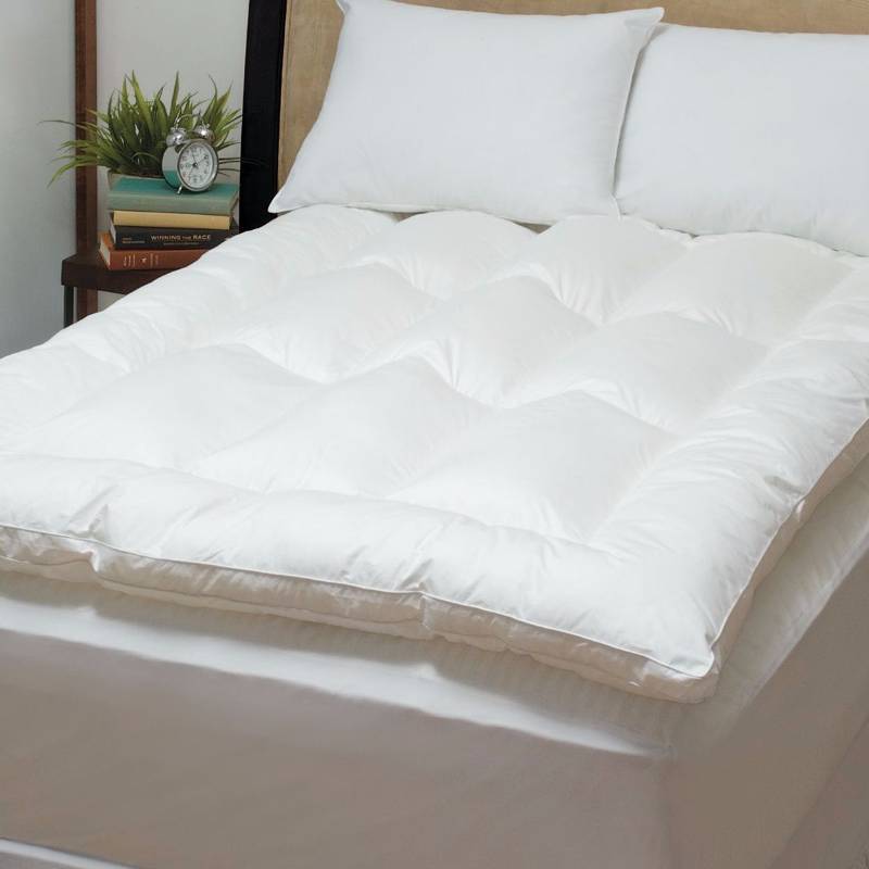 lot 886 image: sensorPEDIC Memory Loft Classic Topper - Queen