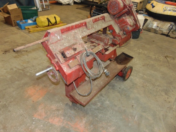 lot 10 image: Band Saw on Wheels