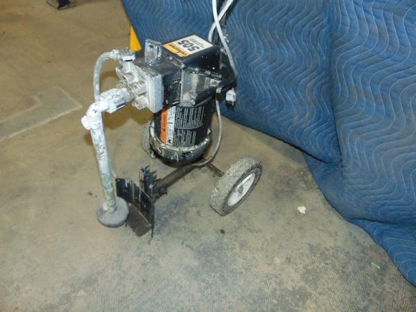 lot 13 image: Wagner Paint Sprayer