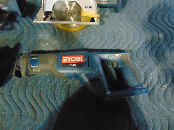 lot 23 image: Ryobi Cordless Tools