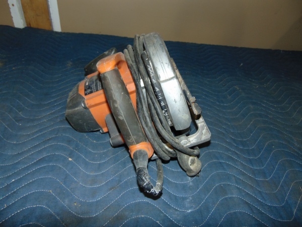 lot 74 image: Ridgid Circular Saw With Blade