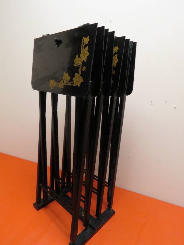 Vintage TV Tray Set