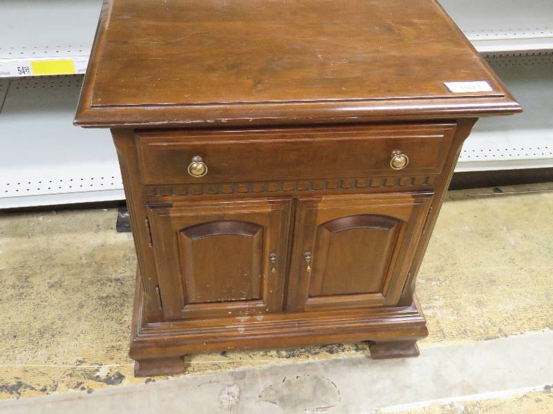 Ethan Allen Bedside Stand
