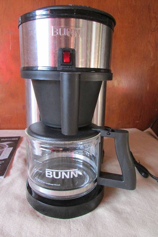 lot 6 image: Bunn Coffee Maker