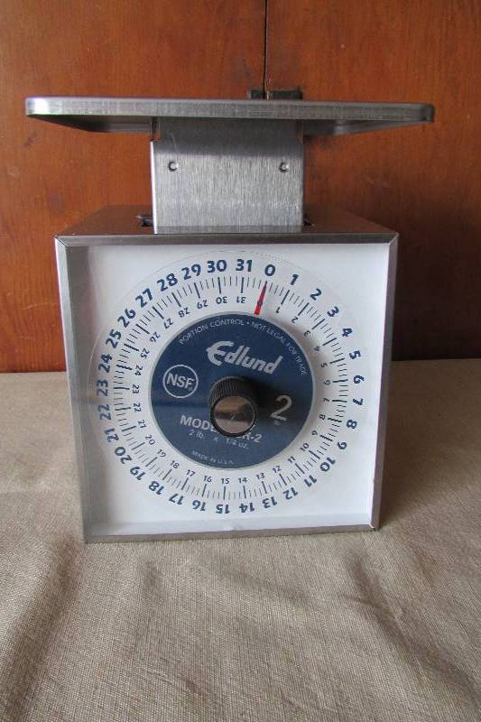 lot 56 image: Food Scale