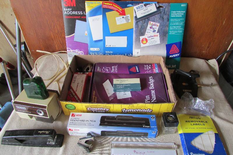 lot 58 image: Office Supplies