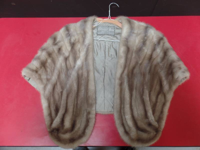 FUR WRAPSTOLE
