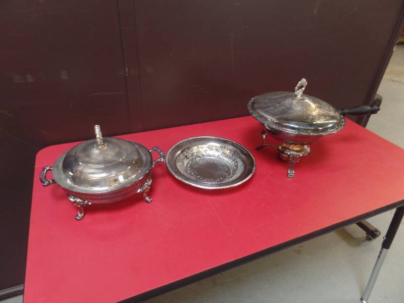 SILVERPLATE SERVING PIECES