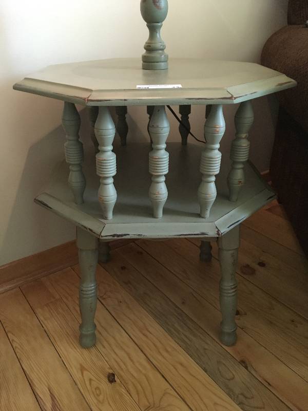 lot 34 image: Table Lamp