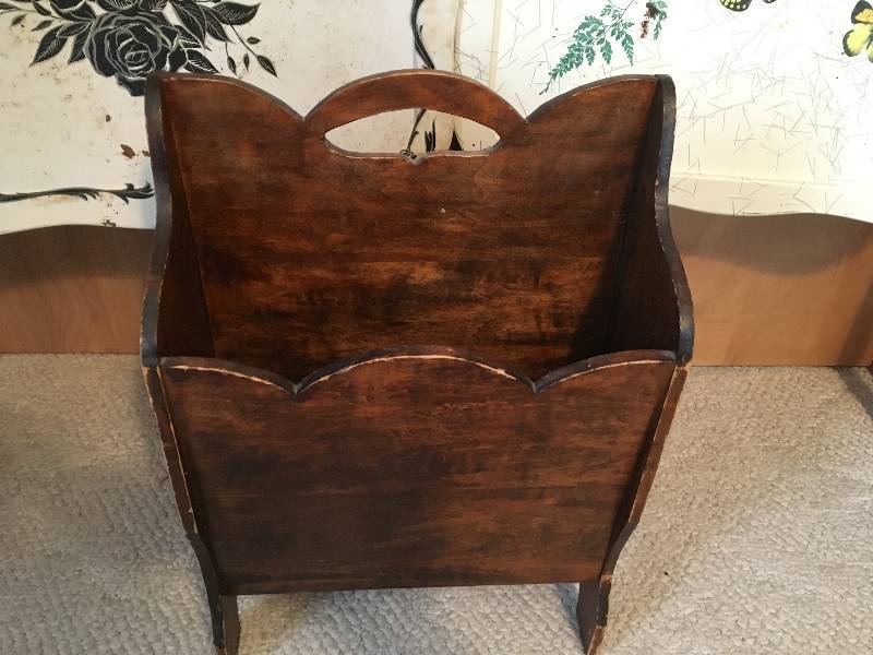 lot 48 image: Vintage Trays and Solid Wood Magazine Stand