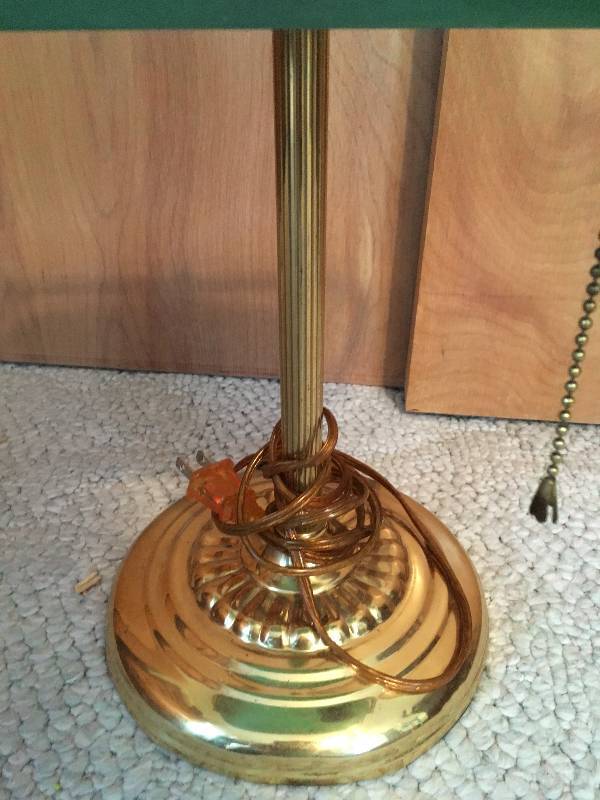 lot 51 image: Green Desk Lamp