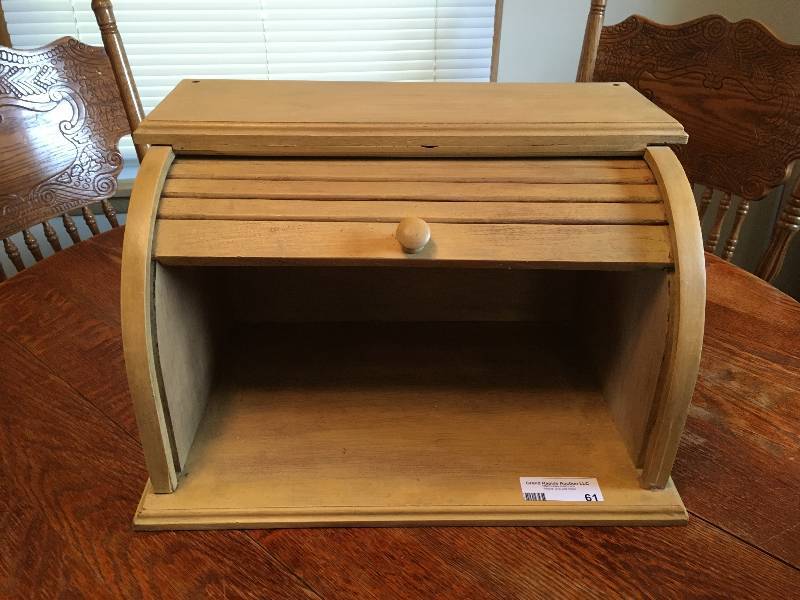 lot 61 image: Wood Bread Box