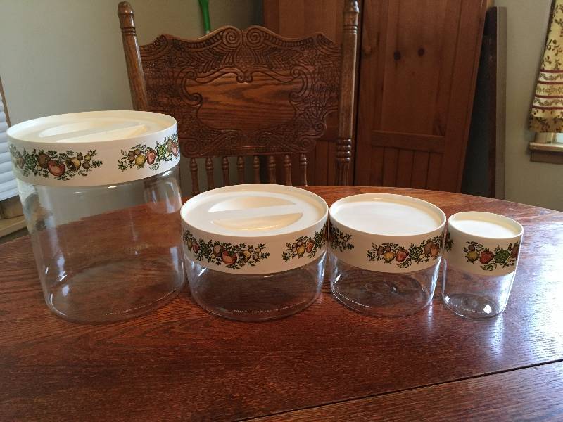 lot 64 image: Pyrex Glass Canisters 14 Pieces