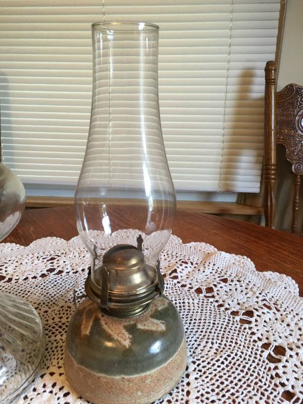 lot 75 image: Hurricane Lamps (2)