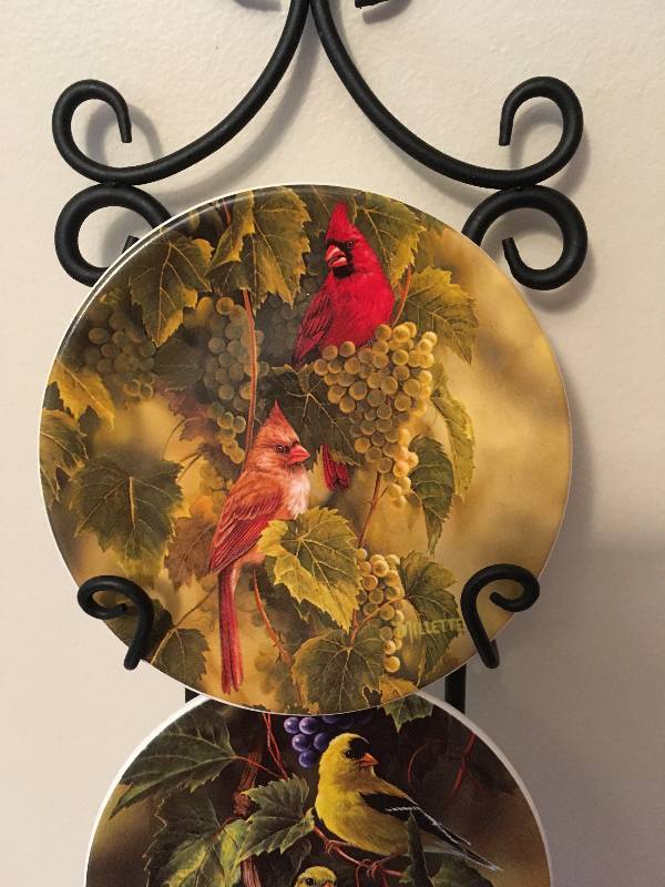 lot 86 image: Bird Plates with Hanging Shelf