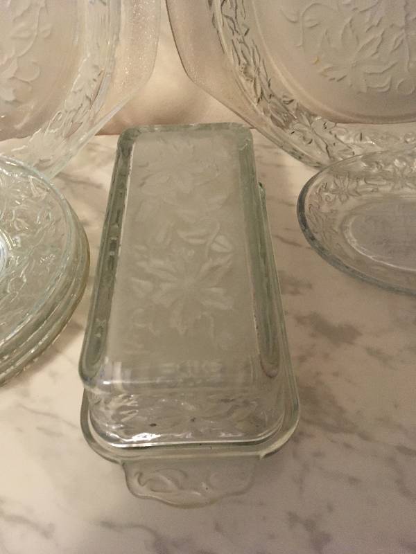 lot 96 image: Princess House Fantasia Lot, beautiful and does not have cracks or chips