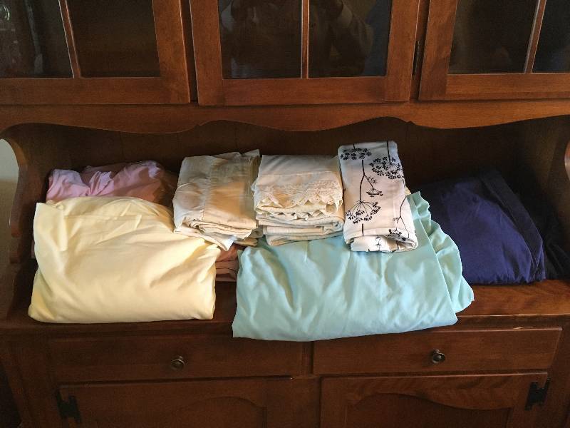 lot 178 image: Linen Lot 30 Pieces