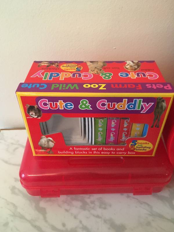 lot 195 image: Disney Cars Guitar & Childrens Books