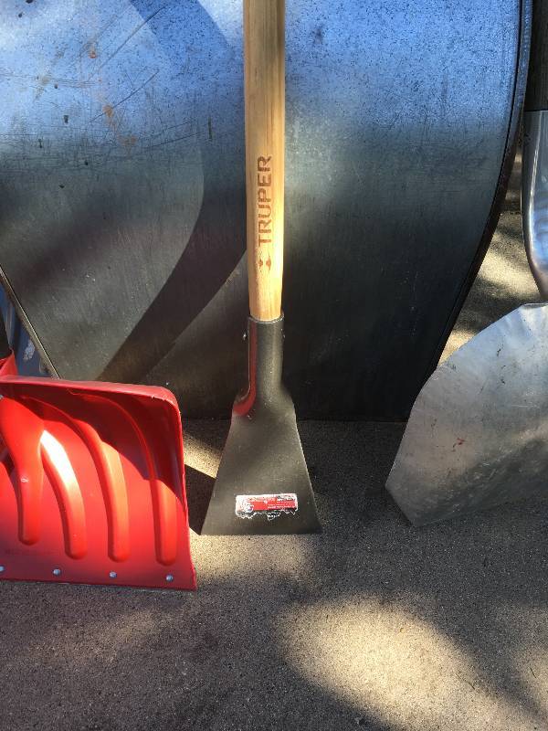 lot 225 image: Tool Lot