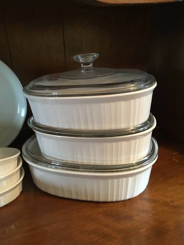 lot 123 image: Corningware French White Set