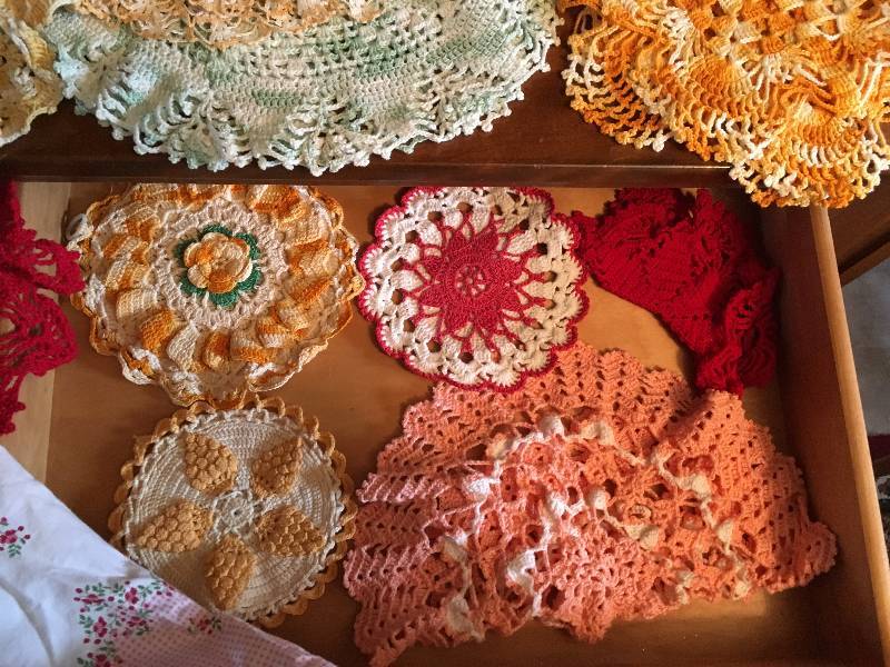 lot 137 image: Large Lot of Handmade Doilies 25 pieces