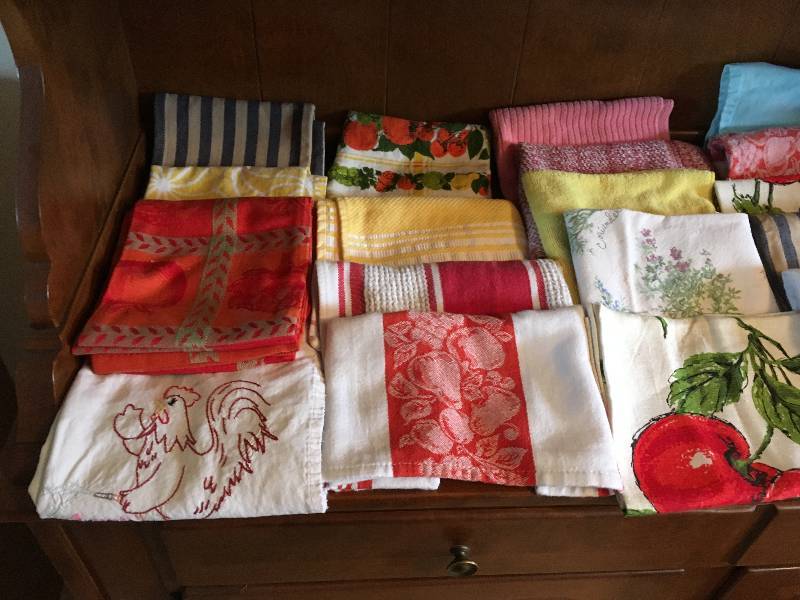 lot 138 image: Linen Lot 35 Pieces